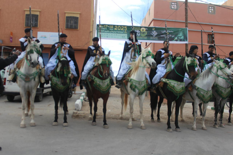 مهرجان “ظلال أركان” يفتتح دورته الثامنة: كلميم واد نون تتحول إلى منارة دولية للصناعات الإيكولوجية والتنمية المستدامة!