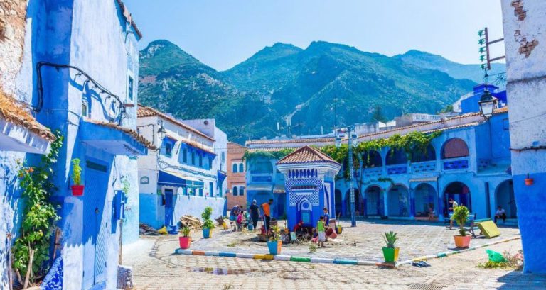 دينامية السياحة المغربية.. استقبال 16,6 مليون سائح عند متم أكتوبر 2025