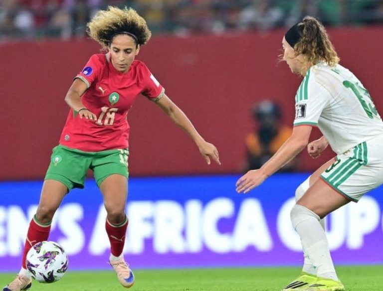 المنتخب النسوي المغربي يفوز على نظيره الجزائري بهدف دون رد