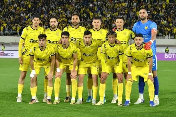 المغرب الفاسي يتوج بلقب البطولة الوطنية الاحترافية